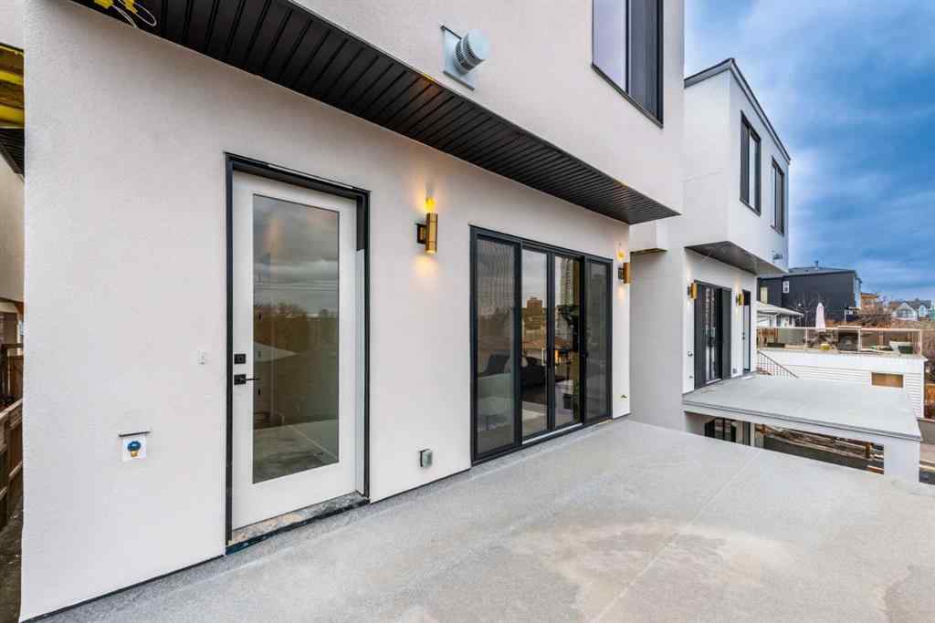 MLS® A2252481 - 3016 13 Avenue SW in Shaganappi Calgary, Residential