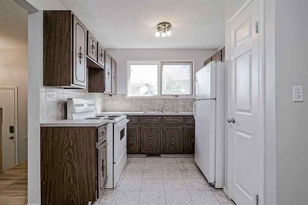 MLS® A2252482 - 13 Rundlelawn Court NE in Rundle Calgary, Residential