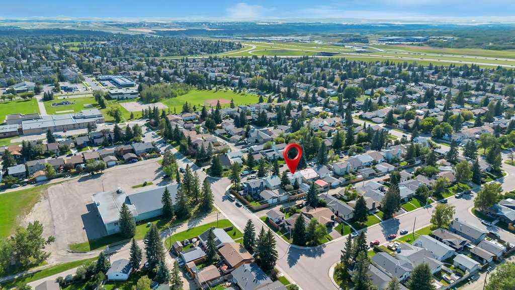 MLS® A2252485 - 3112 107 Avenue SW in Cedarbrae Calgary, Residential