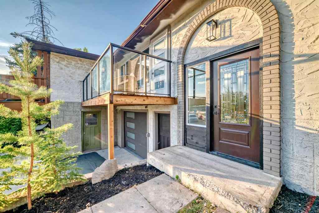 MLS® A2252491 - 26 Dalgetty Place NW in Dalhousie Calgary, Residential
