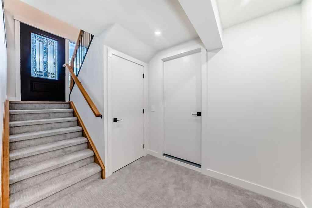 MLS® A2252491 - 26 Dalgetty Place NW in Dalhousie Calgary, Residential