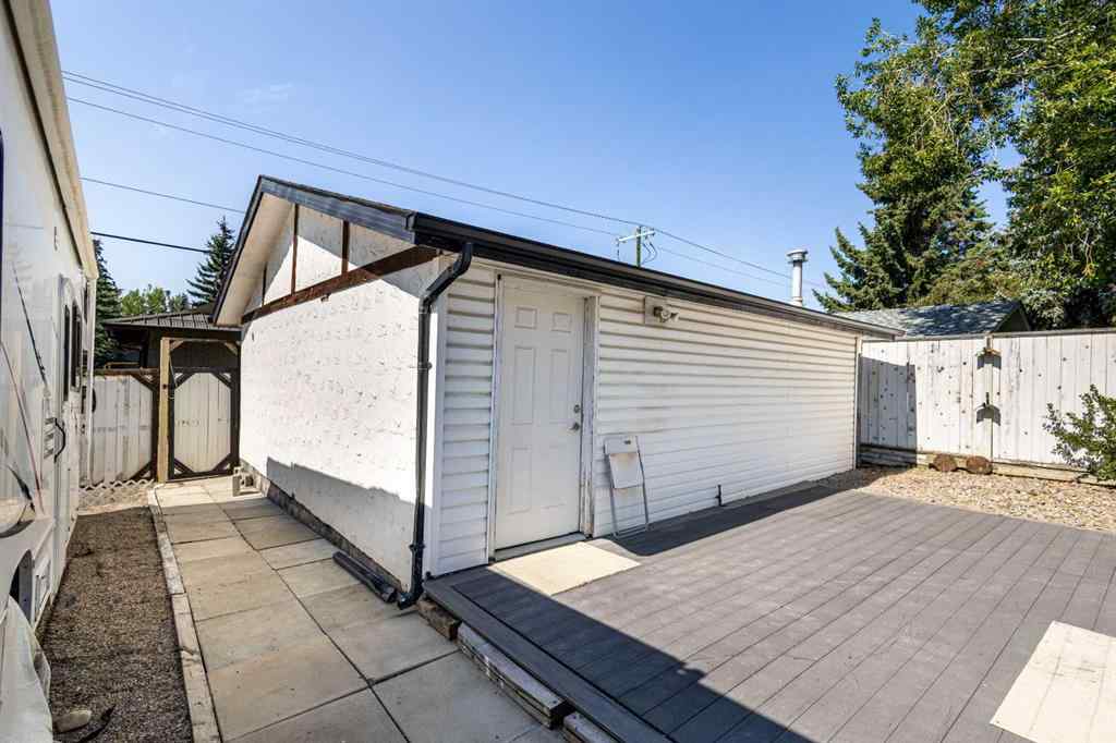 MLS® A2252492 - 9427 Palliser Place SW in Palliser Calgary, Residential