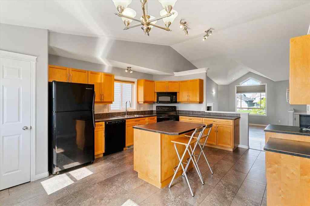 MLS® A2252493 - 10653 Royal Oaks Drive  in Royal Oaks Grande Prairie, Residential