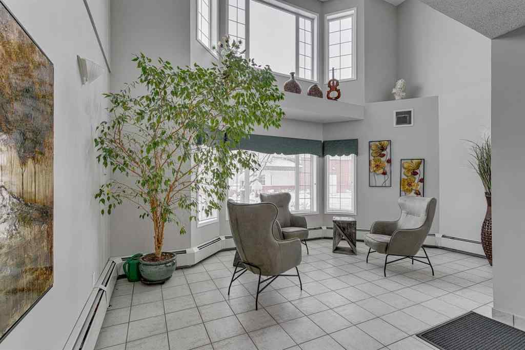 MLS® A2252495 - 3303 Sienna Park Green SW in Signal Hill Calgary, Residential