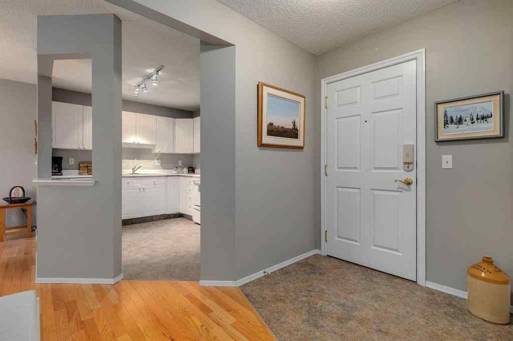 MLS® A2252495 - 3303 Sienna Park Green SW in Signal Hill Calgary, Residential
