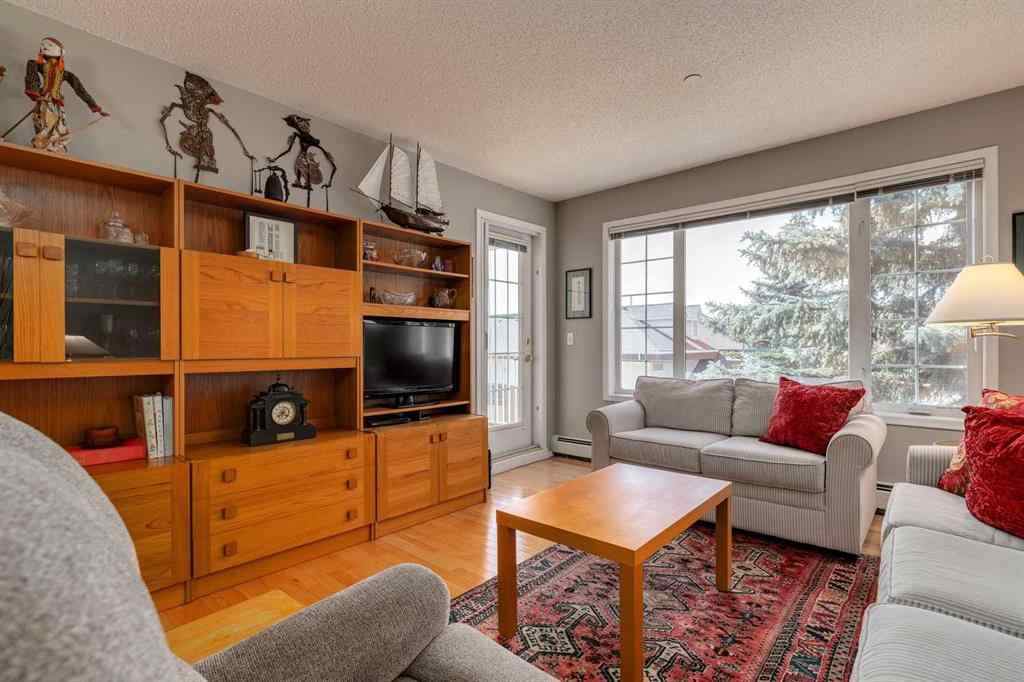 MLS® A2252495 - 3303 Sienna Park Green SW in Signal Hill Calgary, Residential