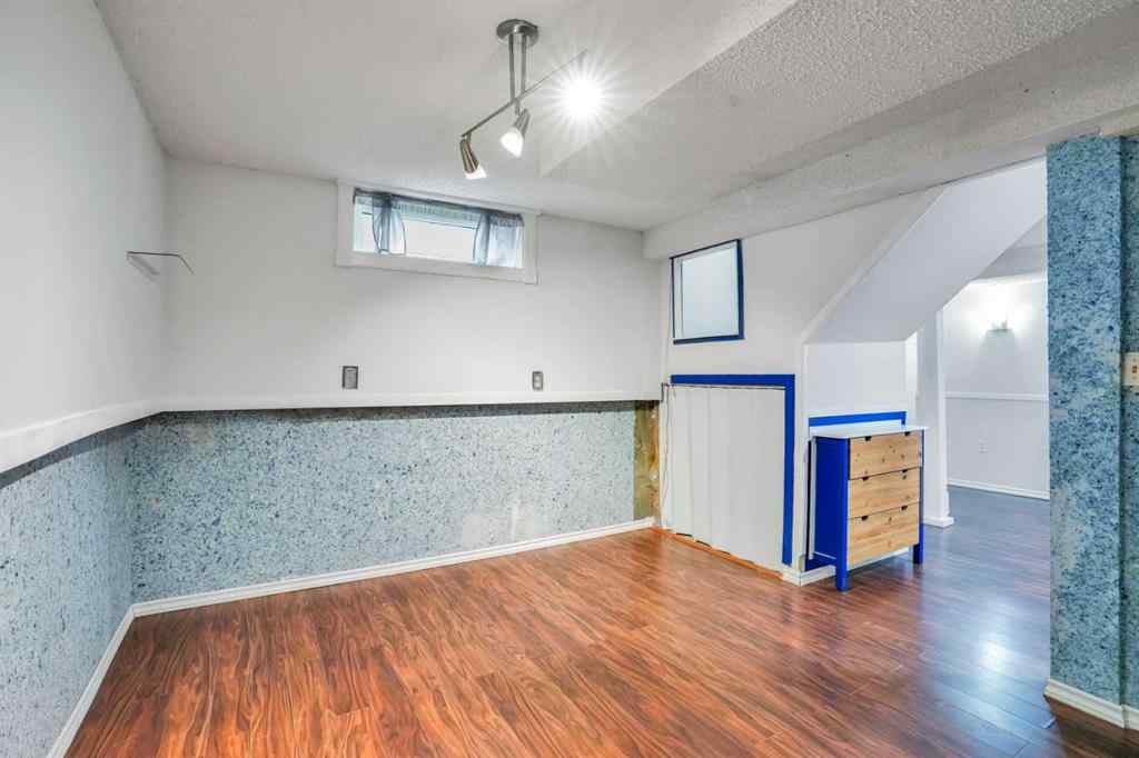 MLS® A2252496 - 171 erin ridge Road SE in Erin Woods Calgary, Residential