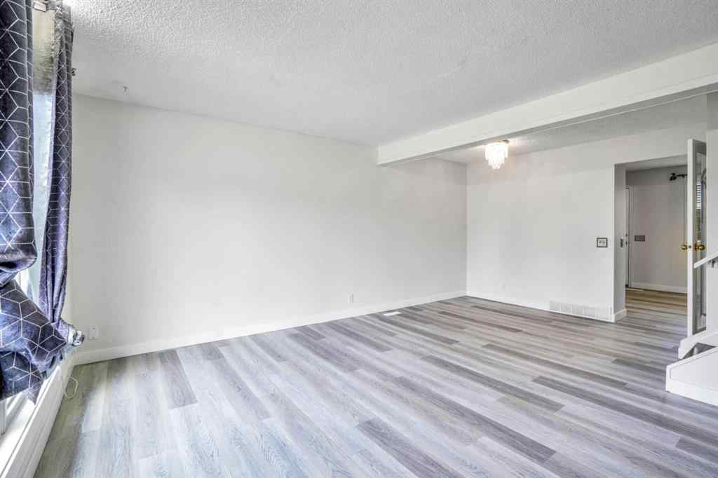MLS® A2252496 - 171 erin ridge Road SE in Erin Woods Calgary, Residential