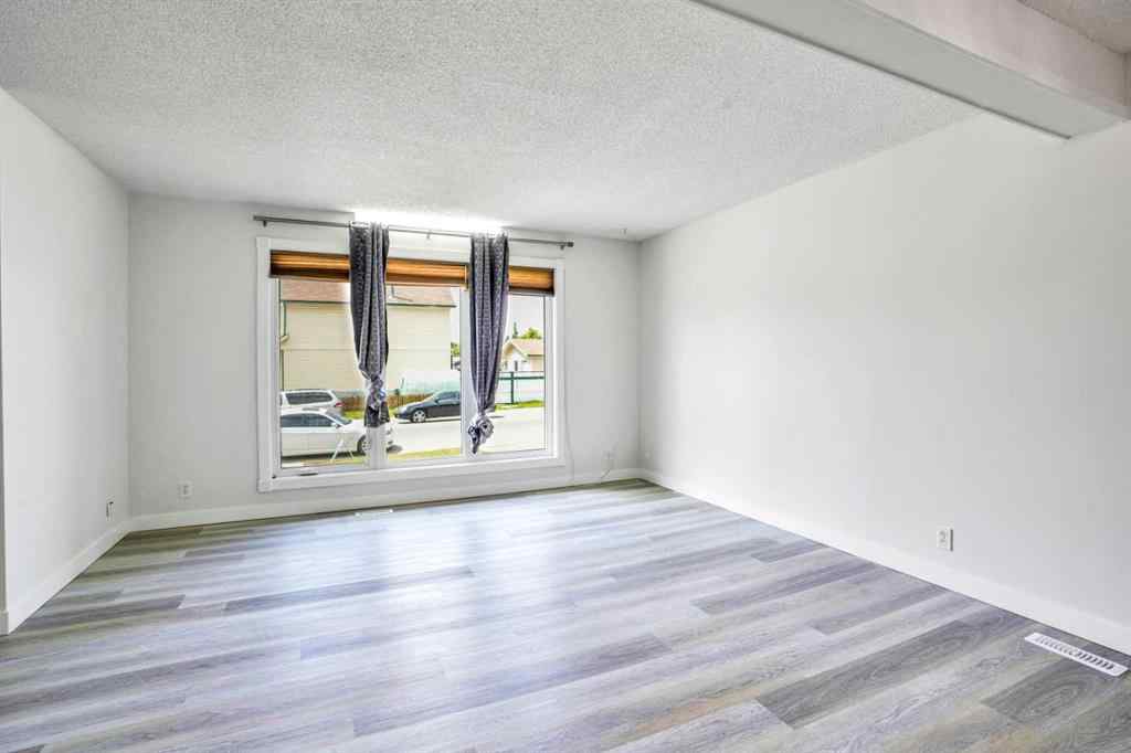MLS® A2252496 - 171 erin ridge Road SE in Erin Woods Calgary, Residential