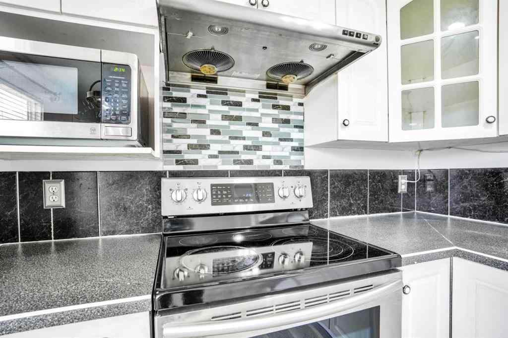 MLS® A2252496 - 171 erin ridge Road SE in Erin Woods Calgary, Residential