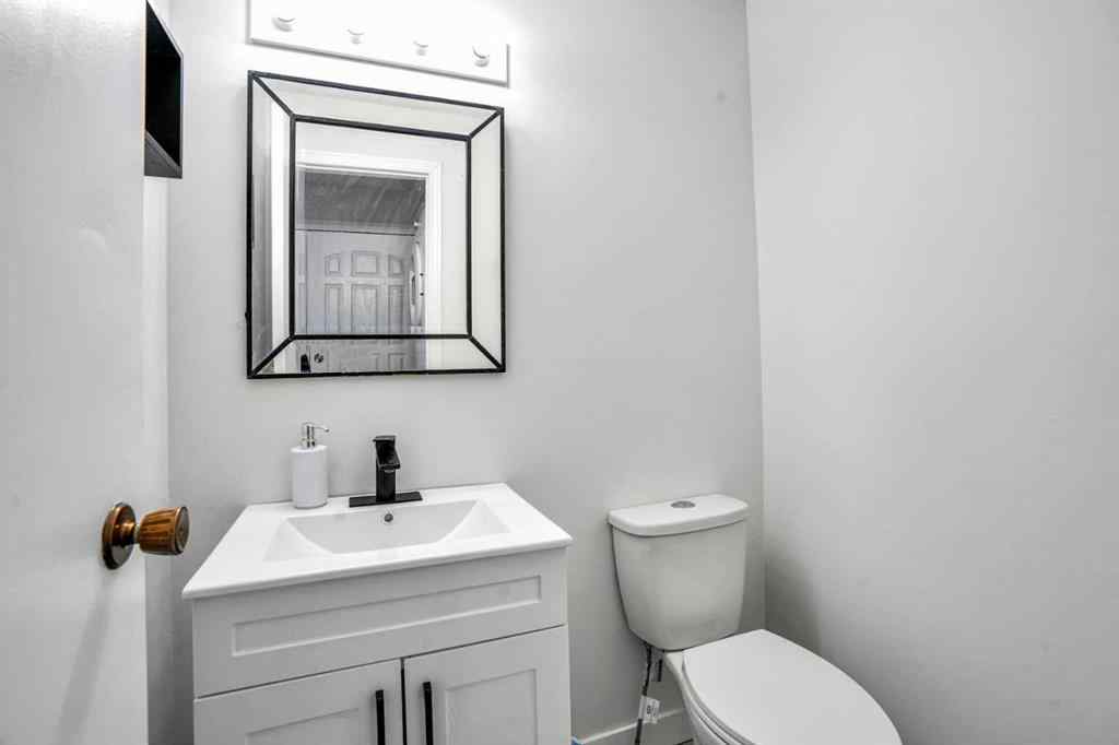 MLS® A2252496 - 171 erin ridge Road SE in Erin Woods Calgary, Residential