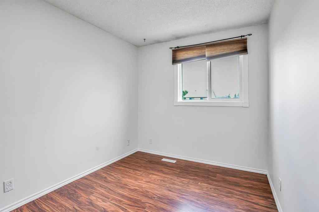 MLS® A2252496 - 171 erin ridge Road SE in Erin Woods Calgary, Residential