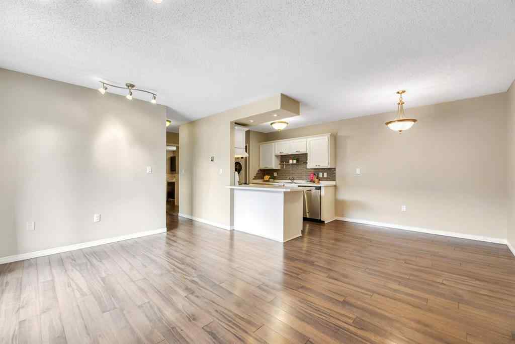 MLS® A2252500 - Unit #206 239 6 Avenue NE in Crescent Heights Calgary, Residential
