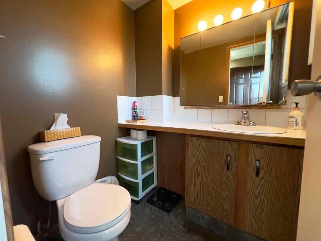 MLS® A2252501 - 1011 3rd street   in NONE Hanna, Residential