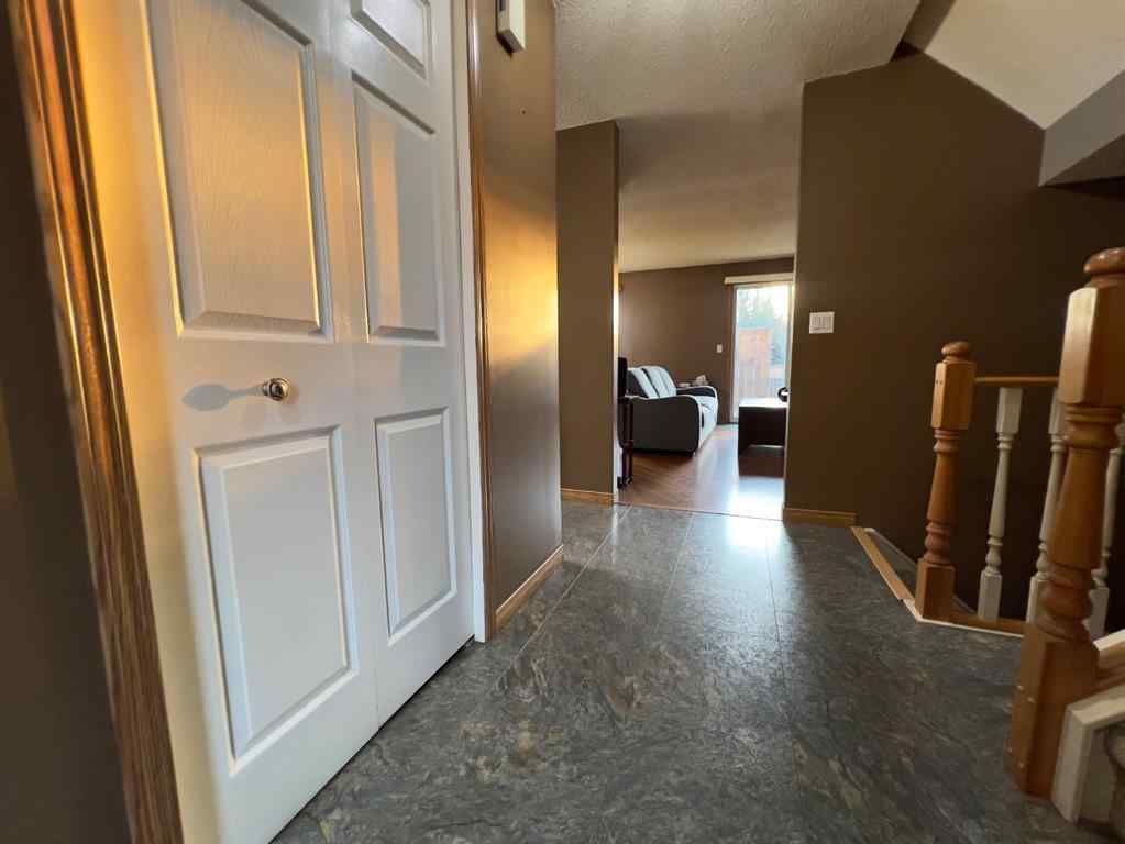 MLS® A2252501 - 1011 3rd street   in NONE Hanna, Residential