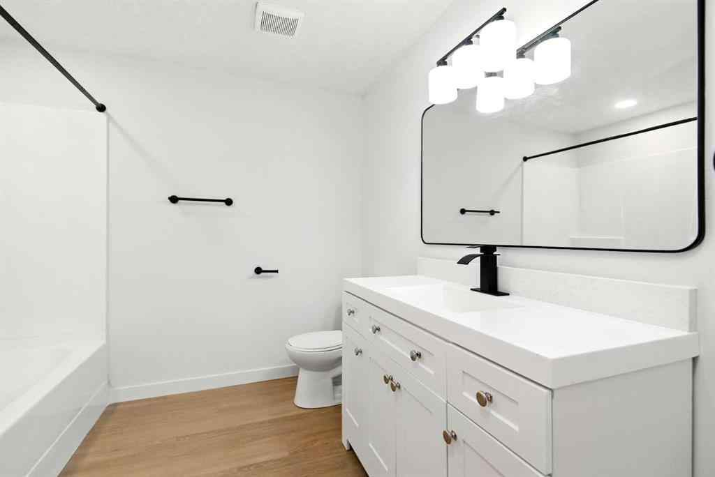 MLS® A2252504 - 3 Stanhope Avenue  in Sunnybrook Red Deer, Residential