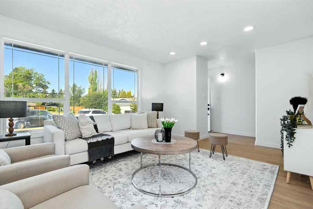 MLS® A2252504 - 3 Stanhope Avenue  in Sunnybrook Red Deer, Residential