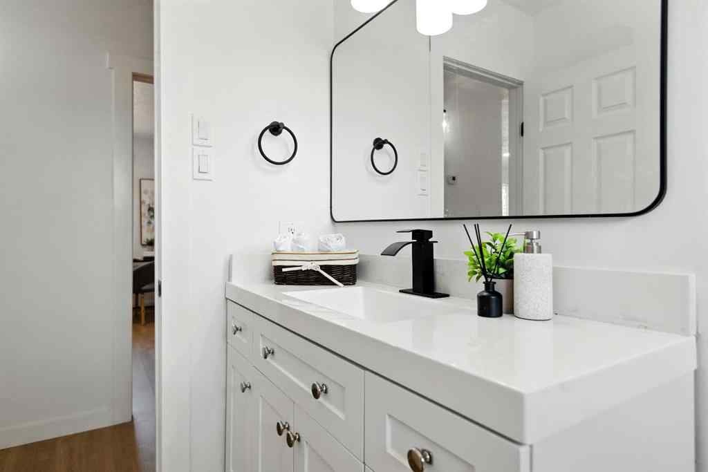 MLS® A2252504 - 3 Stanhope Avenue  in Sunnybrook Red Deer, Residential