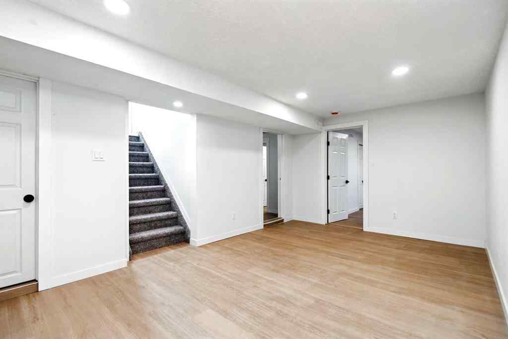 MLS® A2252504 - 3 Stanhope Avenue  in Sunnybrook Red Deer, Residential