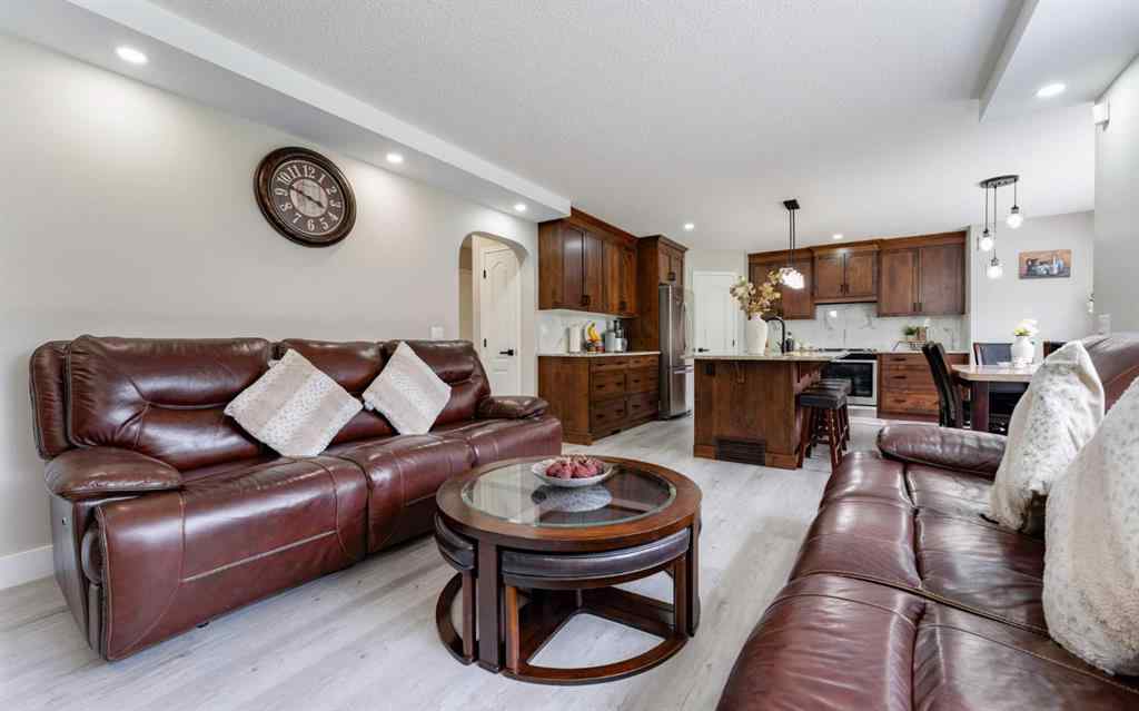 MLS® A2252508 - 276 Fairways Bay NW in Fairways Airdrie, Residential