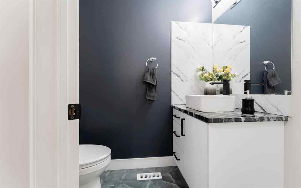 MLS® A2252508 - 276 Fairways Bay NW in Fairways Airdrie, Residential