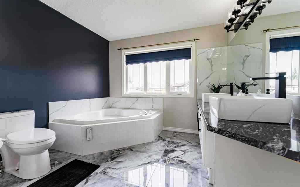 MLS® A2252508 - 276 Fairways Bay NW in Fairways Airdrie, Residential