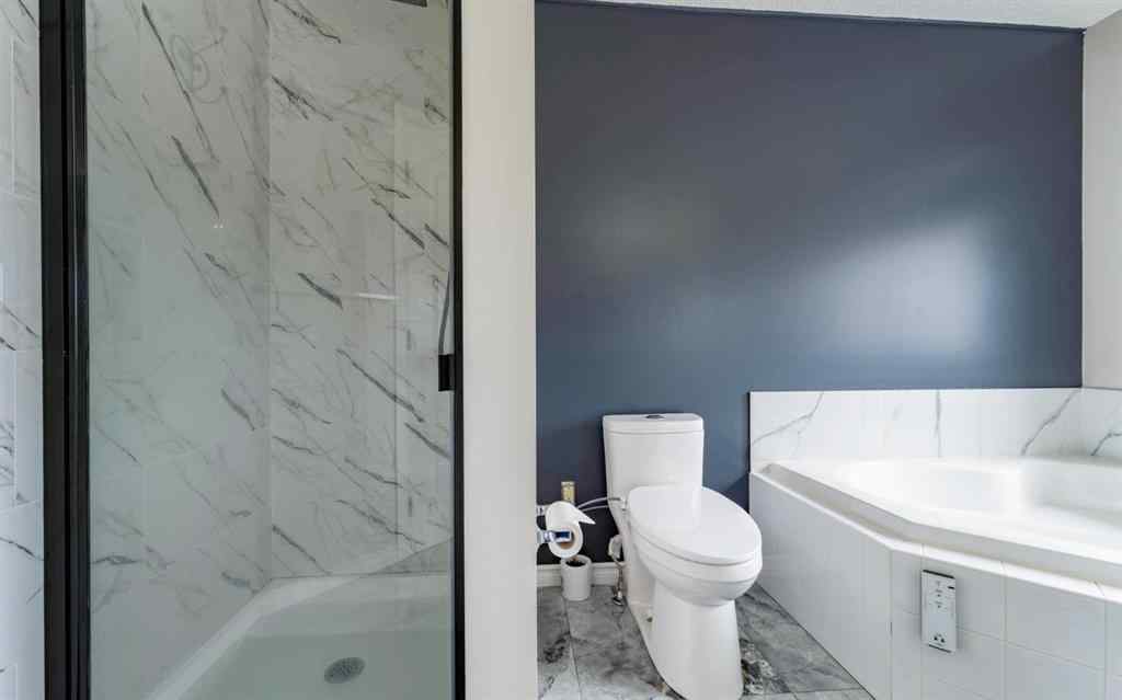 MLS® A2252508 - 276 Fairways Bay NW in Fairways Airdrie, Residential