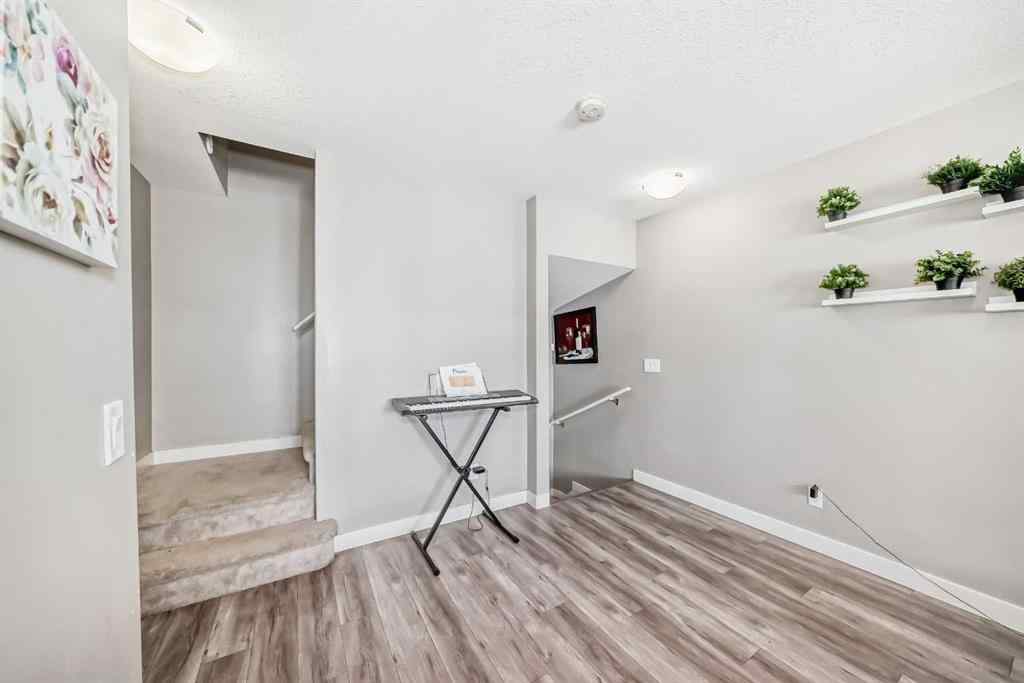 MLS® A2252511 - 702 Evanston Manor NW in Evanston Calgary, Residential