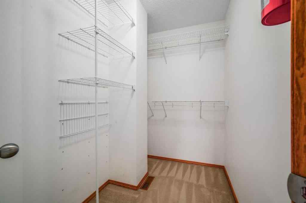 MLS® A2252515 - 25 Somerglen Park SW in Somerset Calgary, Residential