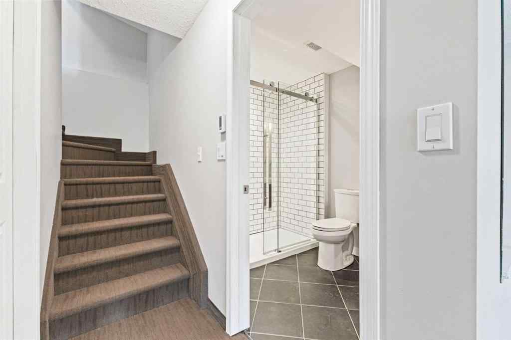 MLS® A2252529 - 30 Spring Mews SW in Springbank Hill Calgary, Residential