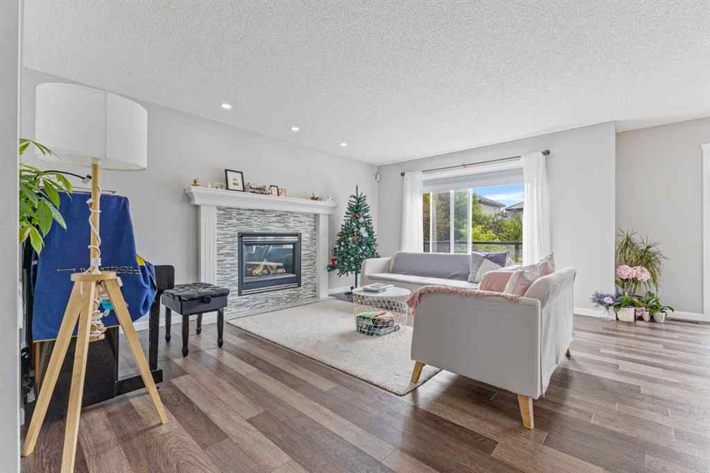 MLS® A2252529 - 30 Spring Mews SW in Springbank Hill Calgary, Residential