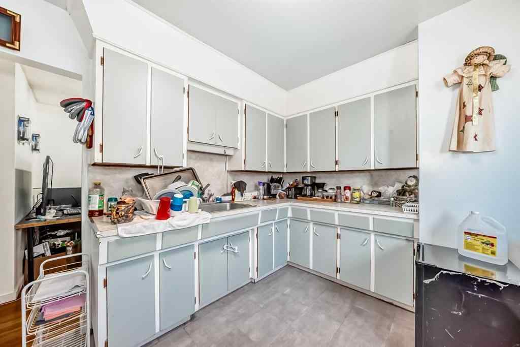 MLS® A2252530 - 2833 9 Avenue SE in Albert Park/Radisson Heights Calgary, Residential