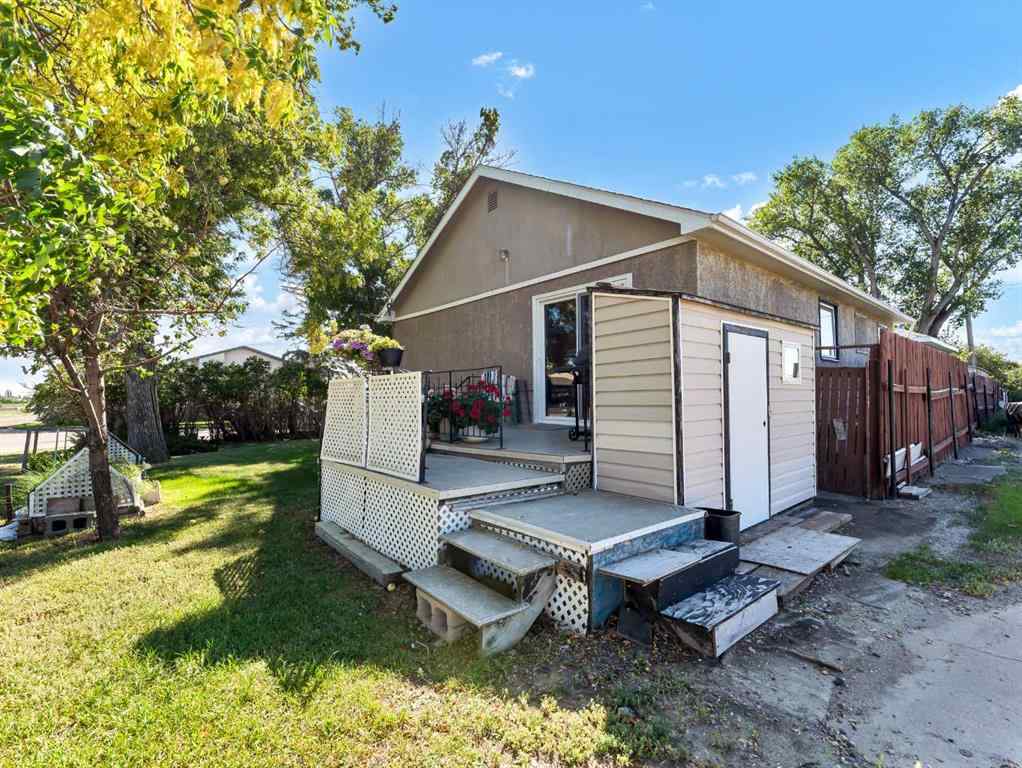 MLS® A2252537 - 338 2 Street SW in NONE Redcliff, Residential