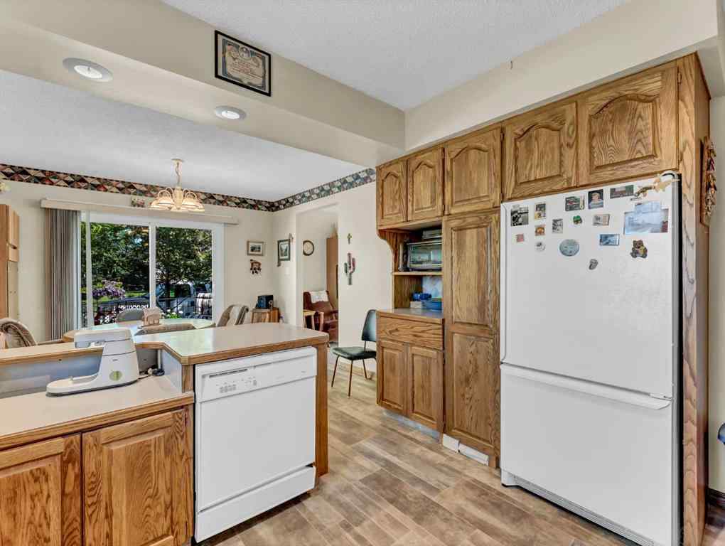 MLS® A2252537 - 338 2 Street SW in NONE Redcliff, Residential