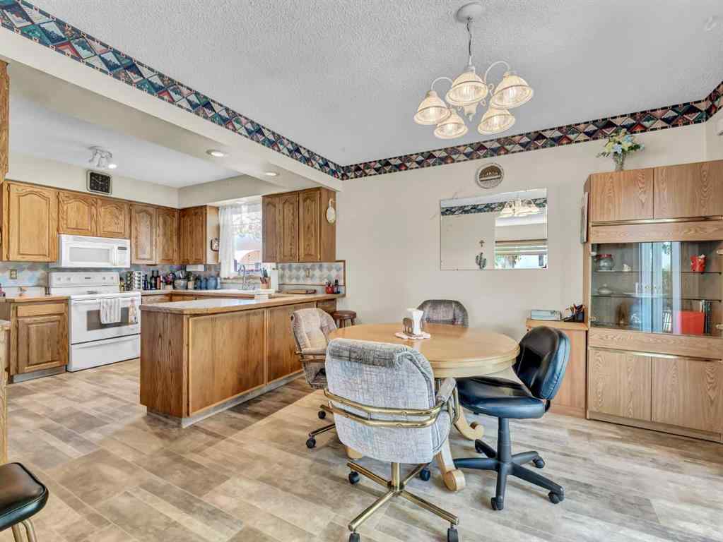 MLS® A2252537 - 338 2 Street SW in NONE Redcliff, Residential