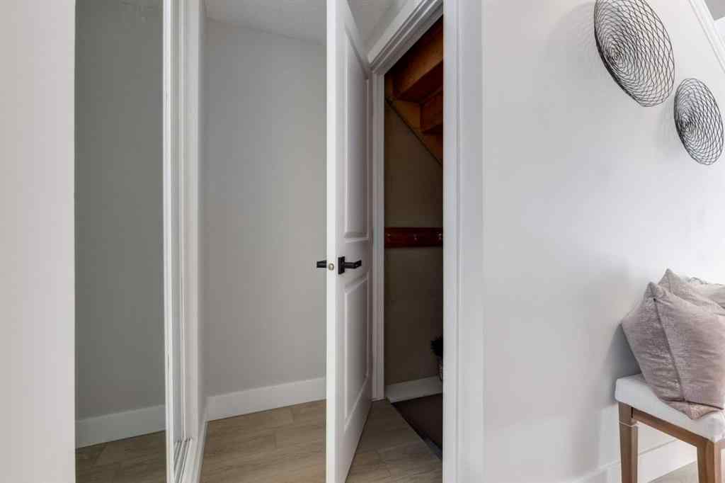 MLS® A2252540 - 16 Millrise Green SW in Millrise Calgary, Residential