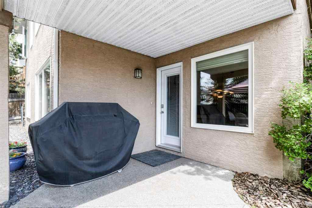 MLS® A2252543 - 8 Mt Copper Green SE in McKenzie Lake Calgary, Residential