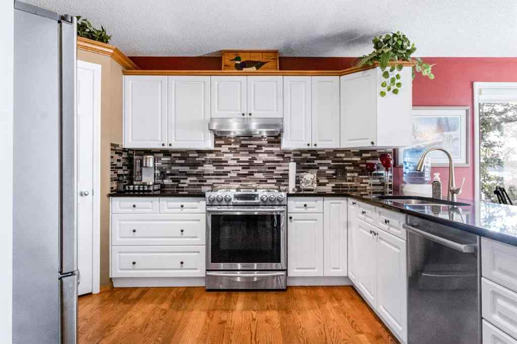 MLS® A2252543 - 8 Mt Copper Green SE in McKenzie Lake Calgary, Residential