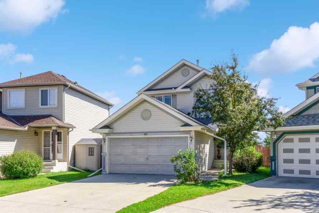 MLS® A2252556 - 42 Somerside Place SW in Somerset Calgary, Residential