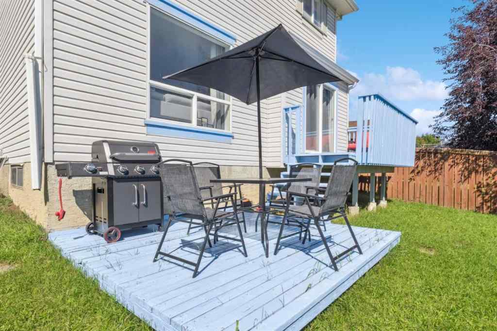 MLS® A2252556 - 42 Somerside Place SW in Somerset Calgary, Residential