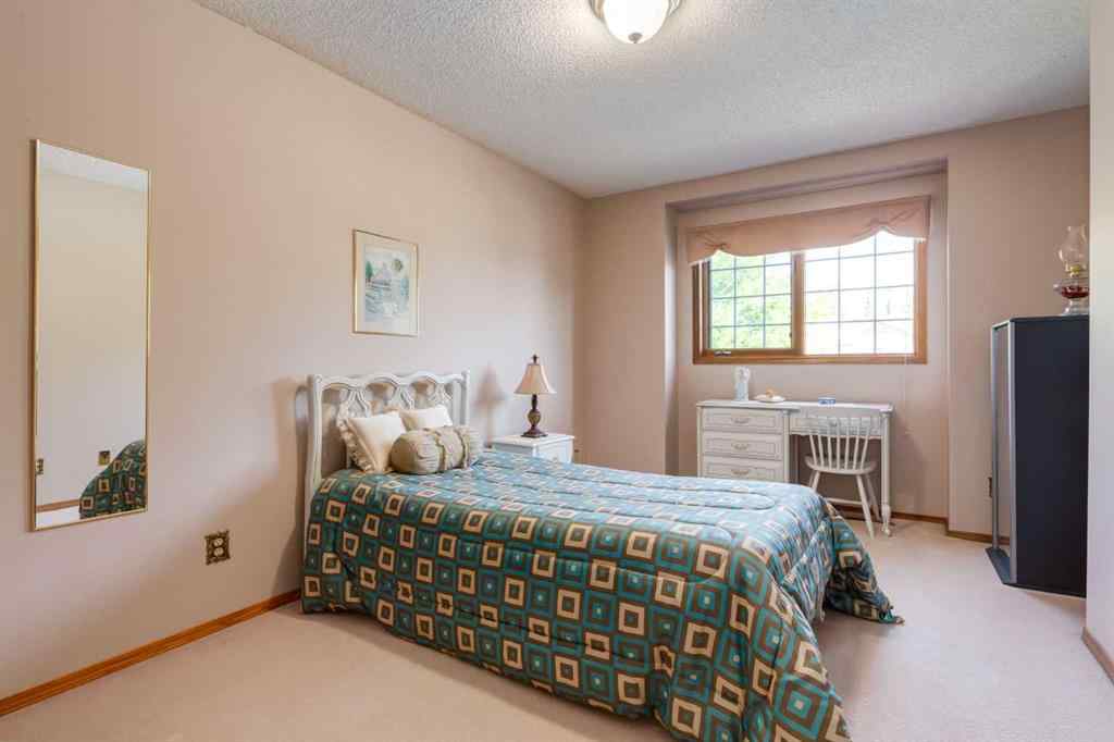 MLS® A2252558 - 180 Edgevalley Circle NW in Edgemont Calgary, Residential