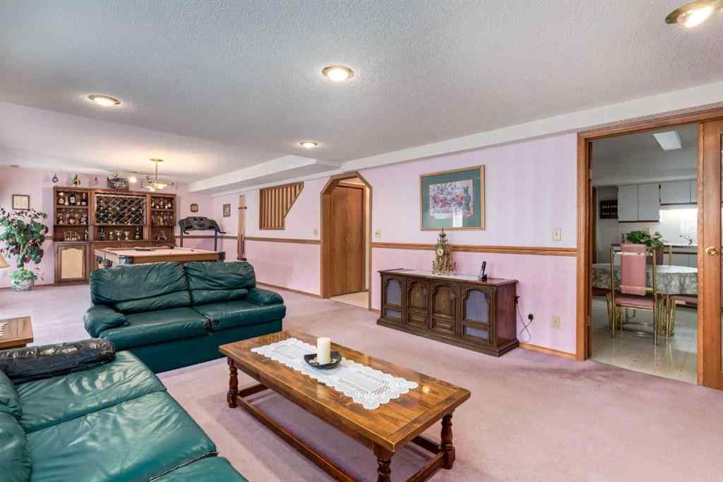MLS® A2252558 - 180 Edgevalley Circle NW in Edgemont Calgary, Residential