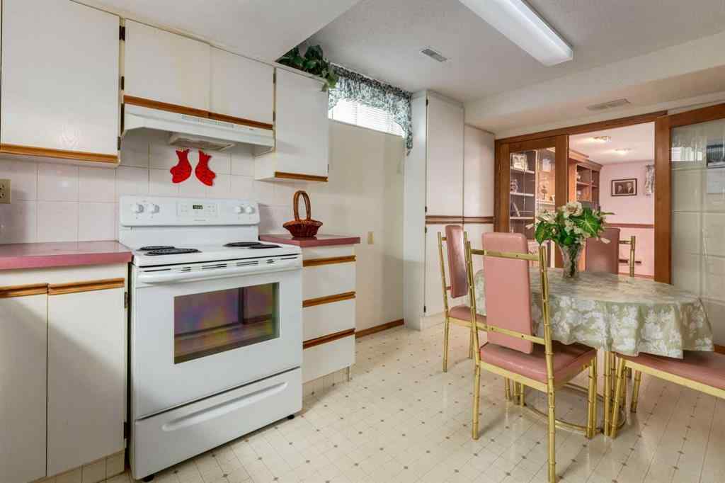 MLS® A2252558 - 180 Edgevalley Circle NW in Edgemont Calgary, Residential