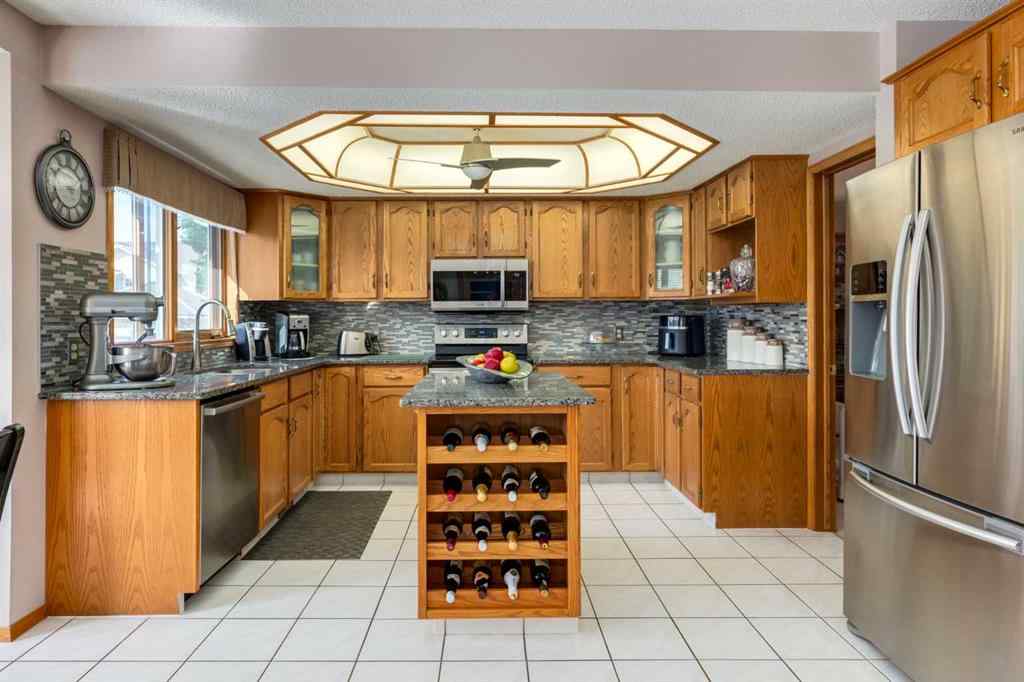 MLS® A2252558 - 180 Edgevalley Circle NW in Edgemont Calgary, Residential