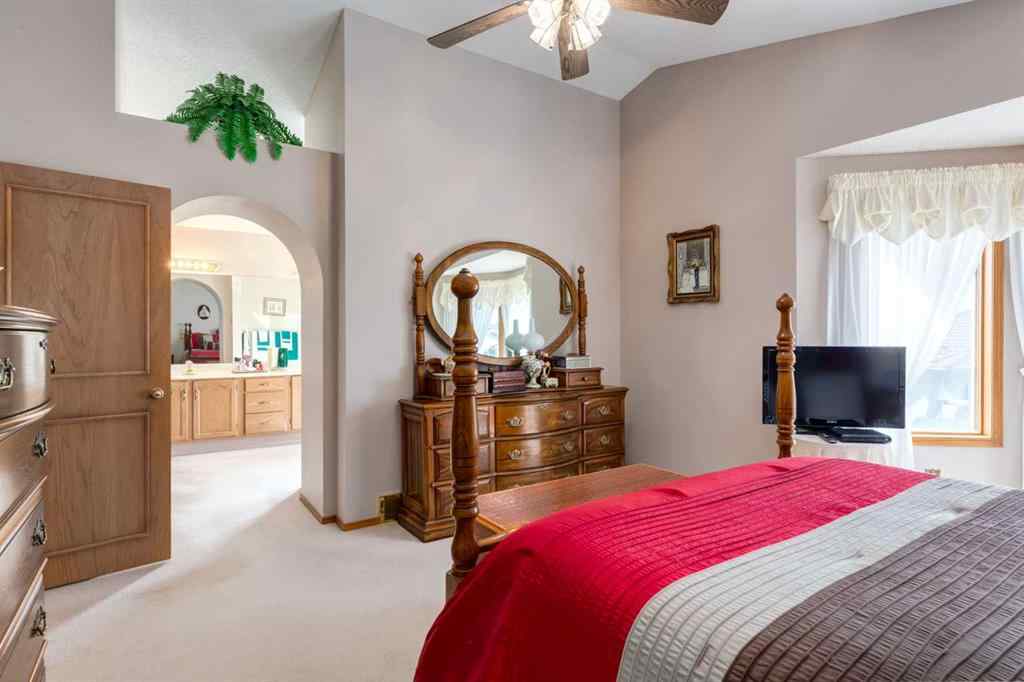 MLS® A2252558 - 180 Edgevalley Circle NW in Edgemont Calgary, Residential