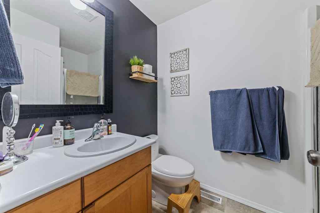MLS® A2252560 - 6304 42 Street  in Parkview Estates Lloydminster, Residential
