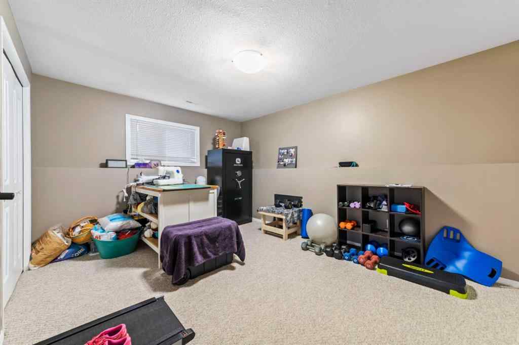 MLS® A2252560 - 6304 42 Street  in Parkview Estates Lloydminster, Residential