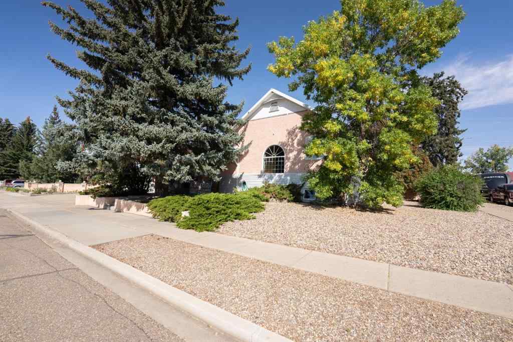 MLS® A2252561 - 329 2 Avenue NE in NONE Milk River, Residential