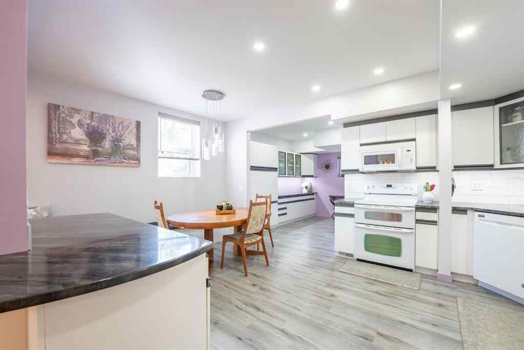 MLS® A2252561 - 329 2 Avenue NE in NONE Milk River, Residential