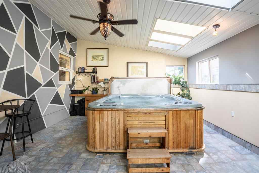 MLS® A2252561 - 329 2 Avenue NE in NONE Milk River, Residential